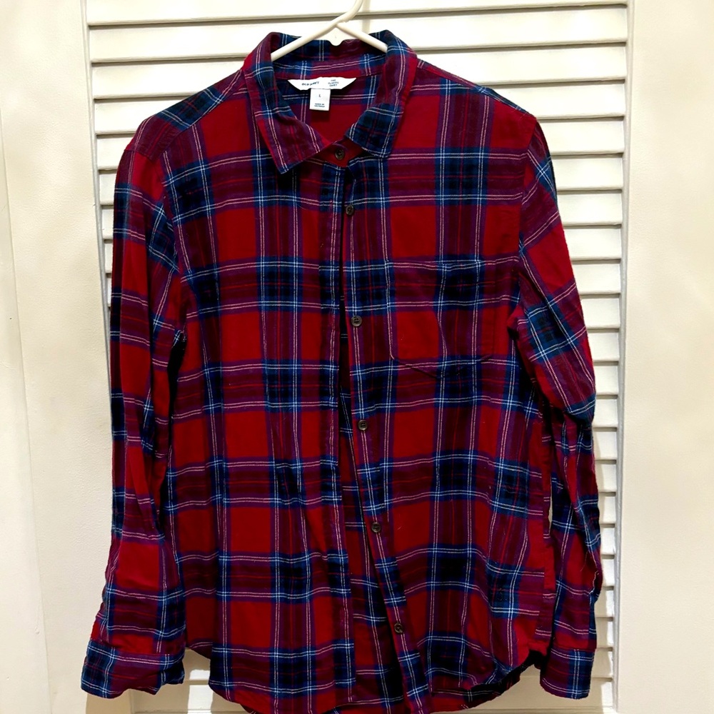 Old Navy Women’s Classic Fit Flannel Buttondown